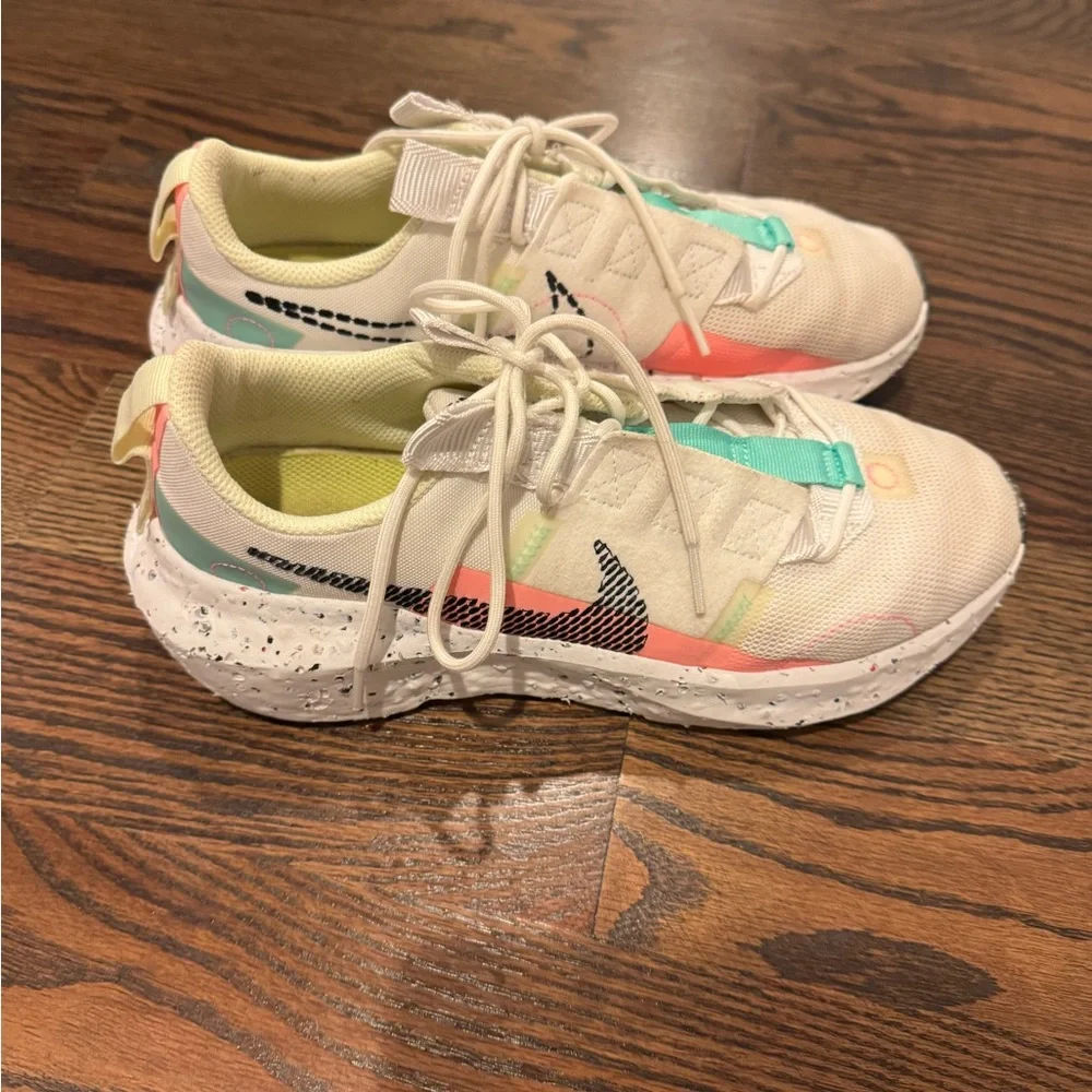 Nike Women's White Pink Teal Neon Athletic Sneakers